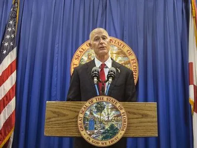 Губернатор Флориди вимагає від сенатора доказів злому виборчої системи штату