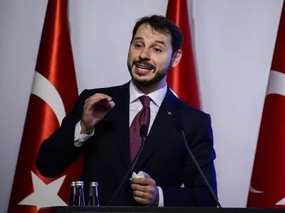 Зять Ердогана пообіцяв зупинити обвал турецької ліри