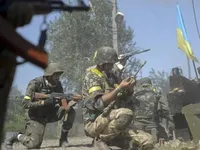 Боевики с полуночи трижды обстреляли украинские позиции на Донбассе