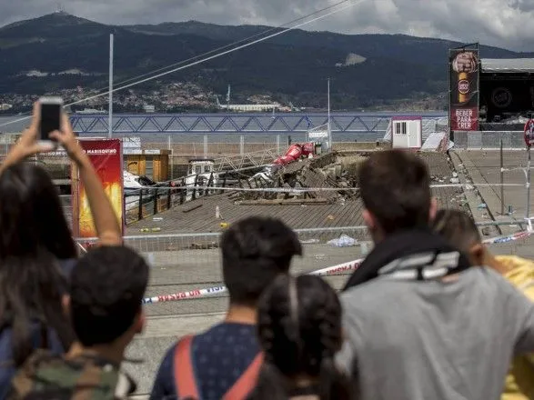 Опубликованные видео спасательной операции после обвала платформы в Испании