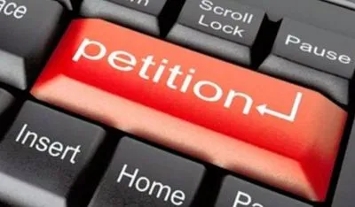 Журналіст заявив про підробку петиції на ім’я Президента Порошенка