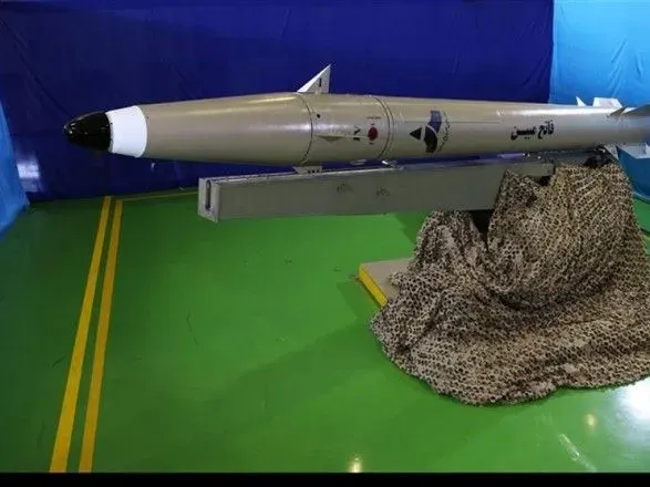 iran-predstaviv-balistichnu-raketu-novogo-pokolinnya