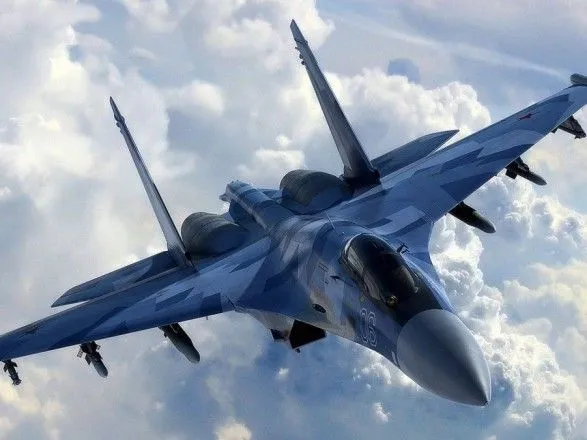 Винищувачі НАТО двічі супроводжували літаки РФ над Балтією минулого тижня