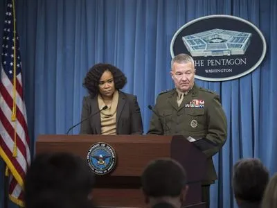 Относительно пресс-секретаря Пентагона начали расследование из-за жалобы подчиненных