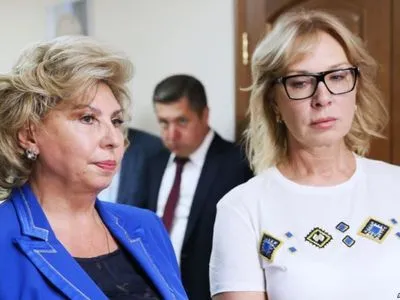 Москалькова заявила, що не отримувала запрошення на зустріч з Денісовою в Мінську