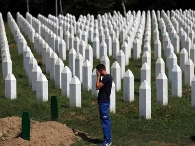 Боснійські серби захотіли переписати звіт про геноцид у Сребрениці