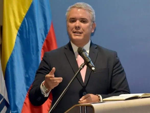 prezident-kolumbiyi-zaklikav-provesti-vilni-vibori-v-venesueli