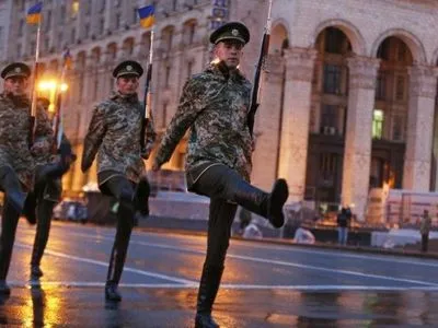 Киевлян предупредили об артиллерийских салютах во время репетиций парада