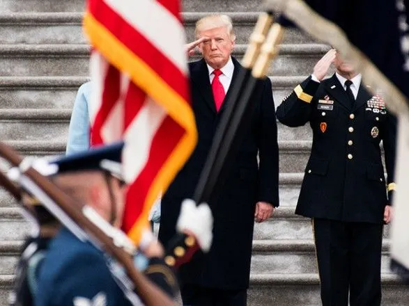 Военный парад Трампа стоимостью 92 млн долларов отложили до следующего года