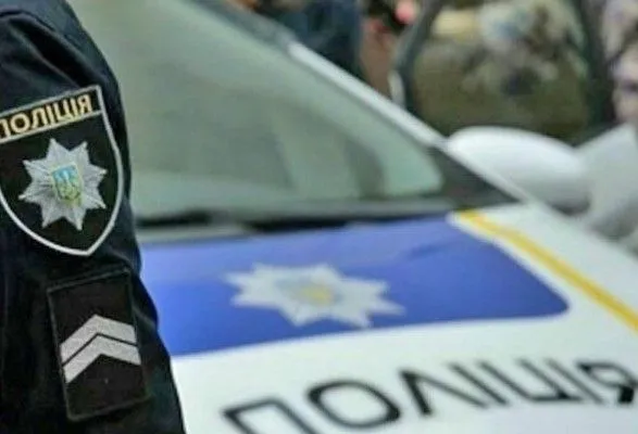 pid-kiyevom-politsiya-zatrimala-pyanogo-vodiya-yakiy-zbiv-politseyskogo-i-vtik