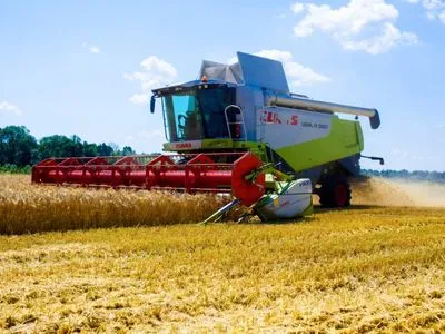 Аграрии завершают жатву: собрано 34 млн тонн ранних зерновых
