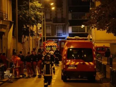 В пригороде Парижа в пожаре сильно пострадали пять детей