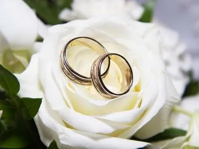Минюст: 18 августа в Украине поженилось рекордное количество пар