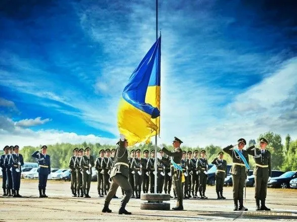 У столиці 23 серпня вшанують Державний прапор України
