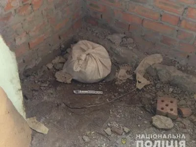 У недобудові у Кропивницькому знайшли арсенал зброї та боєприпасів