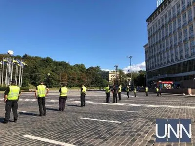 В центре Киева перекрыли дорогу из-за репетиции парада