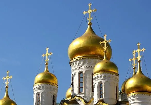 Порошенко: ми сповнені рішучості покласти край залежності від російської церкви
