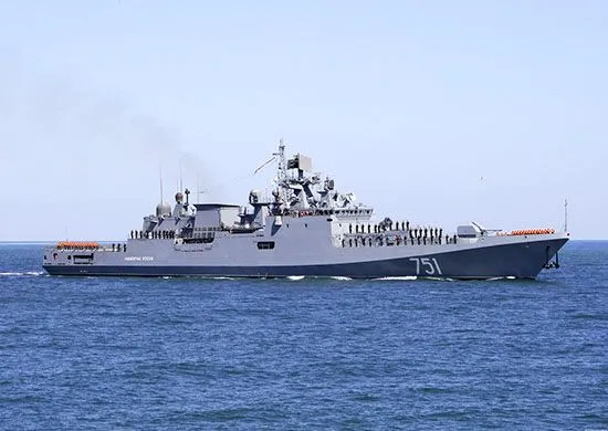 rosiyski-korabli-admiral-grigorovich-i-admiral-essen-proveli-boyovi-navchannya-v-chornomu-mori