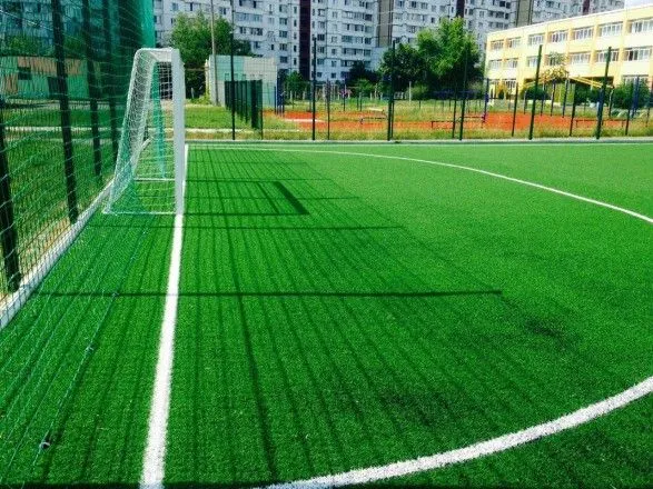 Цього року для дітей Харківщини вже збудували чотири футбольних міні-поля