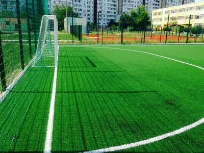 В этом году для детей в Харьковской области уже построили четыре футбольных мини-поля