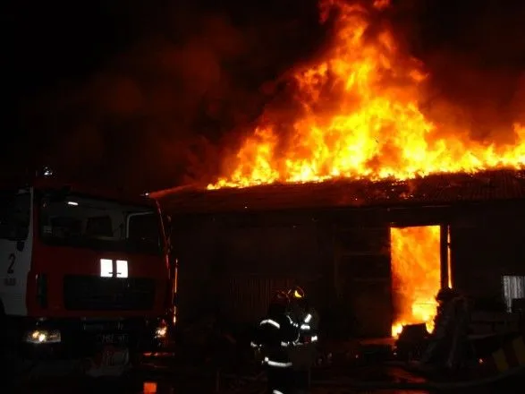 Через пожежу на складі у Львові відкрили кримінальне провадження
