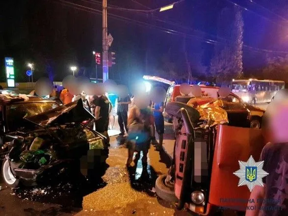 Из-за ДТП в Харькове пострадали пять человек