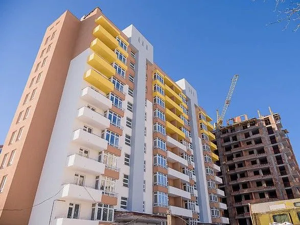 За I полугодие 2018 года принято в эксплуатацию почти 3,3 млн кв. метров жилья