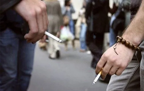 Каждый второй ученик украинской школы имеет опыт курения сигарет