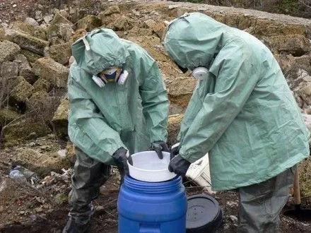 Місцева влада Сумщини заявила про очищення області від непридатних пестицидів