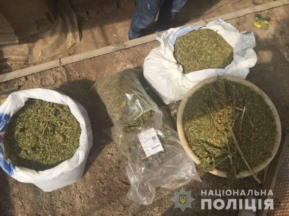 u-zaporizkiy-oblasti-viyavili-narkotiki-na-ponad-4-5-mln-griven