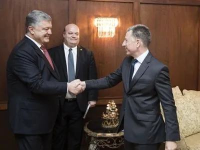 Президент провів зустріч зі Спецпредставником США по Україні Куртом Волкером