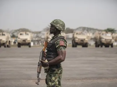 У Нігерії під час нападу бойовиків на військову базу загинули 30 осіб