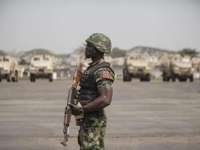 У Нігерії під час нападу бойовиків на військову базу загинули 30 осіб