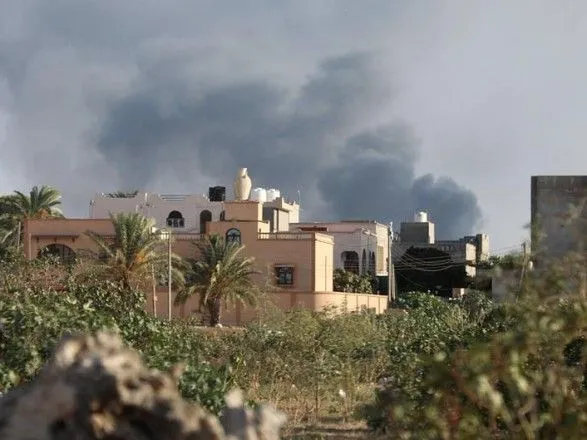 США и страны Европы призвали участников беспорядков в Ливии остановиться