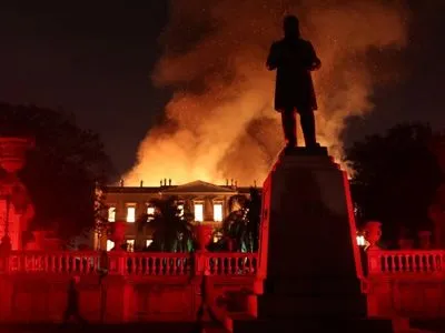 Пожежа у Ріо: слідчі розглядають версію навмисного підпалу унікального музею