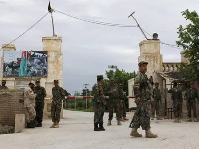 В Афганистане боевики напали на три школы