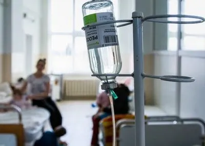 В Луганской области семья попала в больницу из-за ботулизма