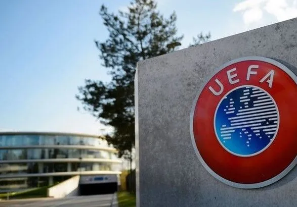 УЕФА ответил России на жалобу по поводу "Слава Украине" на форме сине-желтых