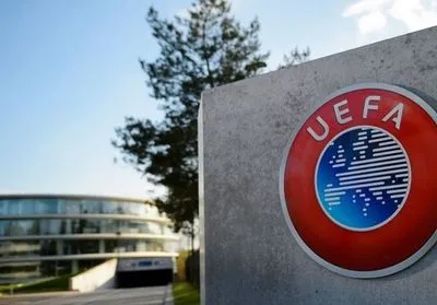 УЄФА відповів Росії на скаргу з приводу "Слава Україні" на формі синьо-жовтих