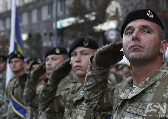 Комитет ВР рекомендовал поддержать изменение воинского приветствия на "Слава Украине"