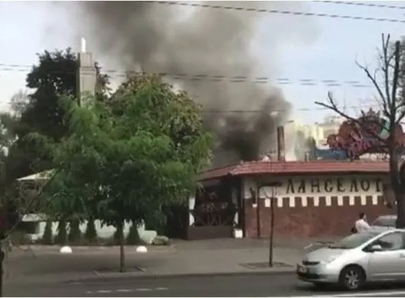 У Києві на Лук'янівці загорівся ресторан