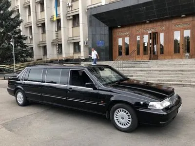 Раритетный лимузин, на котором ездил Кучма, не будут продавать на аукционе