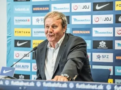 Наставник Словаччини відзначив прогрес український футболістів у динаміці дій із м'ячем