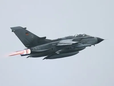 Bild: Германия изучает возможность военного участия авиации против Сирии