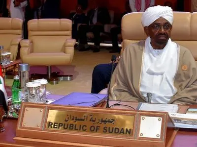 СМИ: президент Судана распустил правительство страны