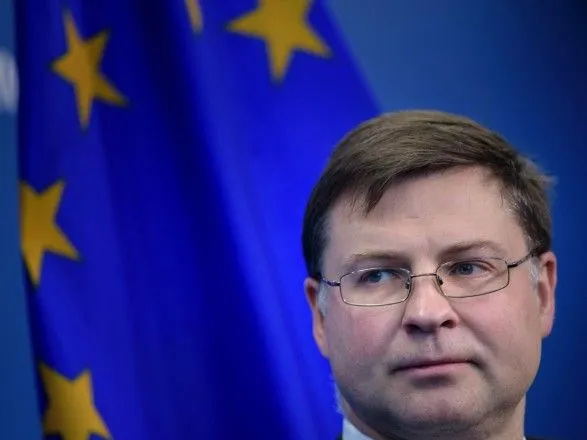Фінансова допомога ЄС: заступник голови Єврокомісії приїде до Києва