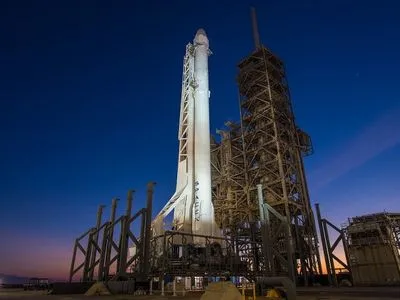 У США компанія SpaceX запустила ракету з телекомунікаційним супутником