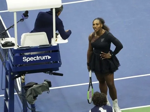WTA заявила про різне ставлення до чоловіків і жінок в тенісі після інциденту з Вільямс