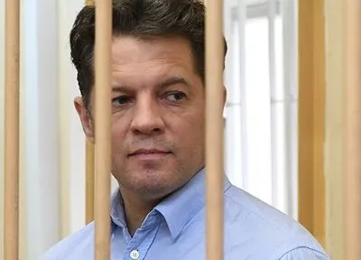 Порошенко заверил Сущенко, что день его освобождения "неуклонно приближается"