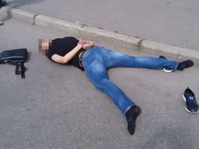 В прокуратуре утвердили подозрение задержанному за "выбивание" денег в Харькове